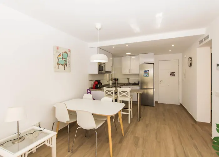 Appartement Casablanca 1. Con Jardin Privado. *