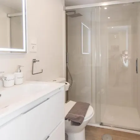 Appartement Casablanca 1. Con Jardin Privado. *