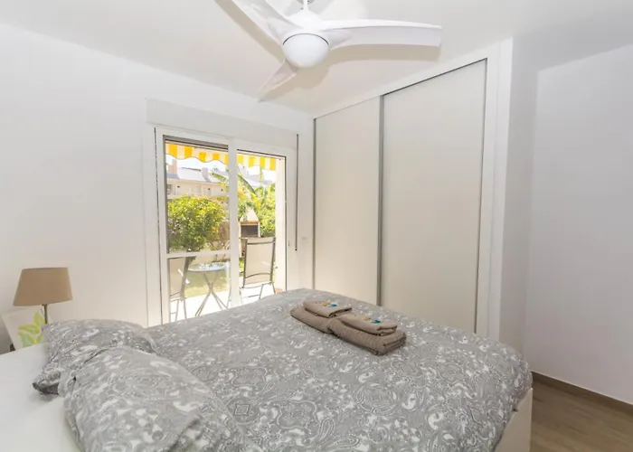 Casablanca 1. Con Jardin Privado.