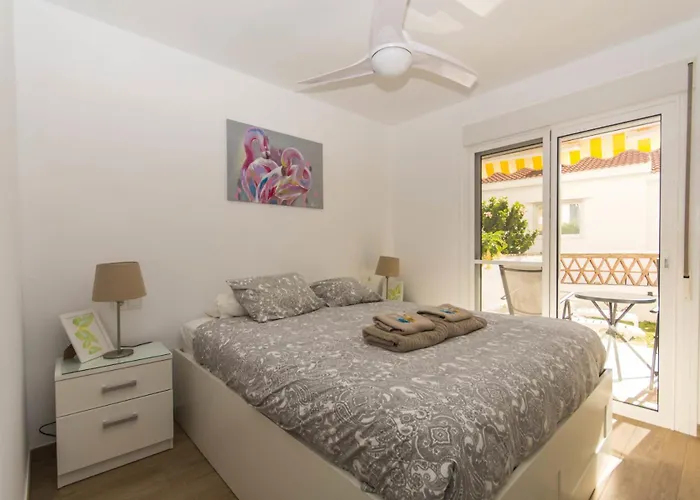 Casablanca 1. Con Jardin Privado. Apartment *